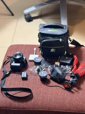 Sony Zv-E10 Mirrorless Camera Kit