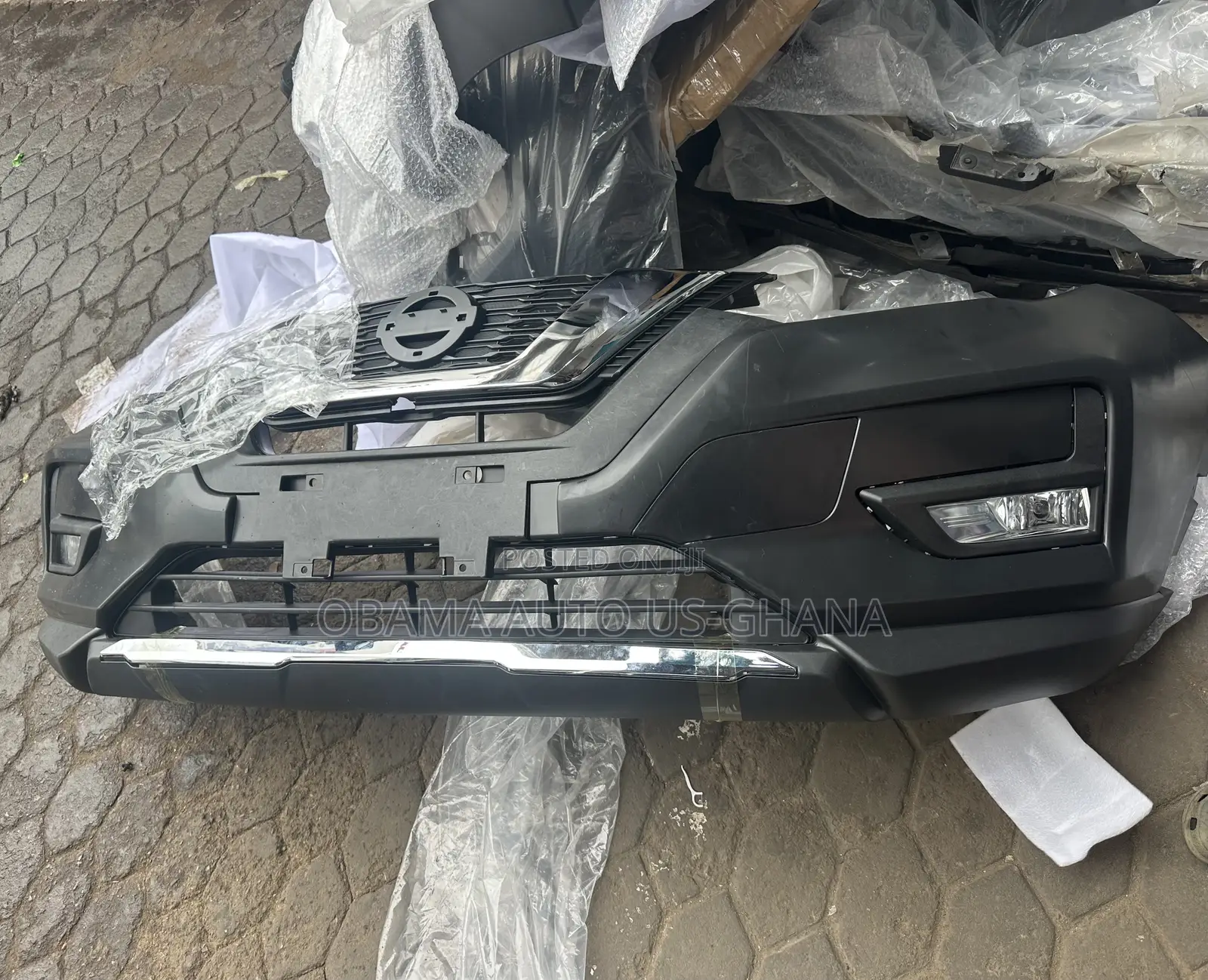 Nissan Rogue / Xtrail 2017 2018 2019 2020 Front Bumper