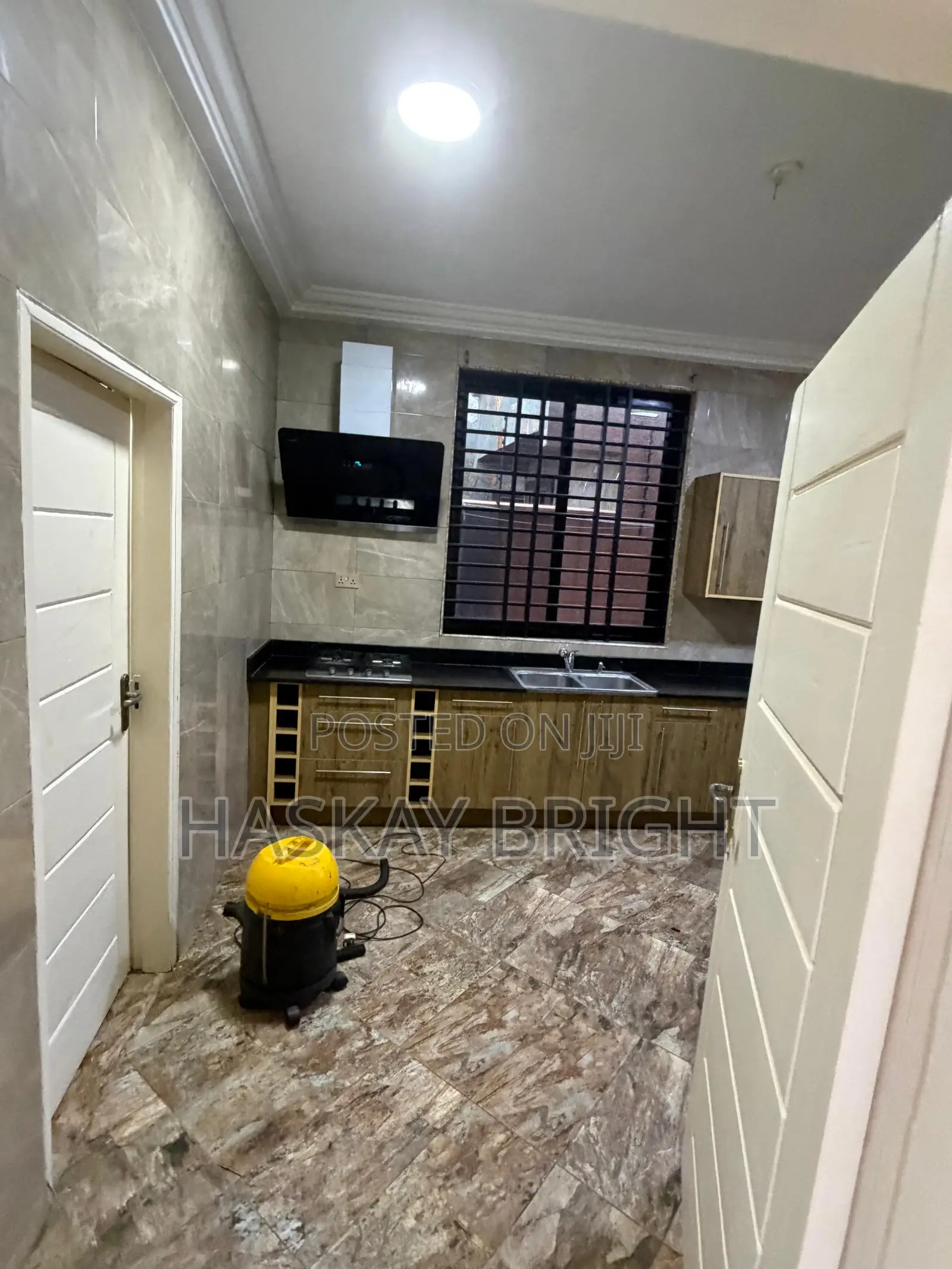 4bdrm House in Ashomang Estate for rent