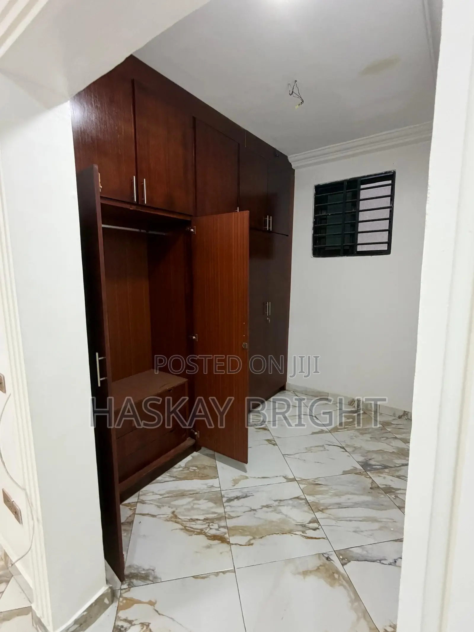 4bdrm House in Ashomang Estate for rent