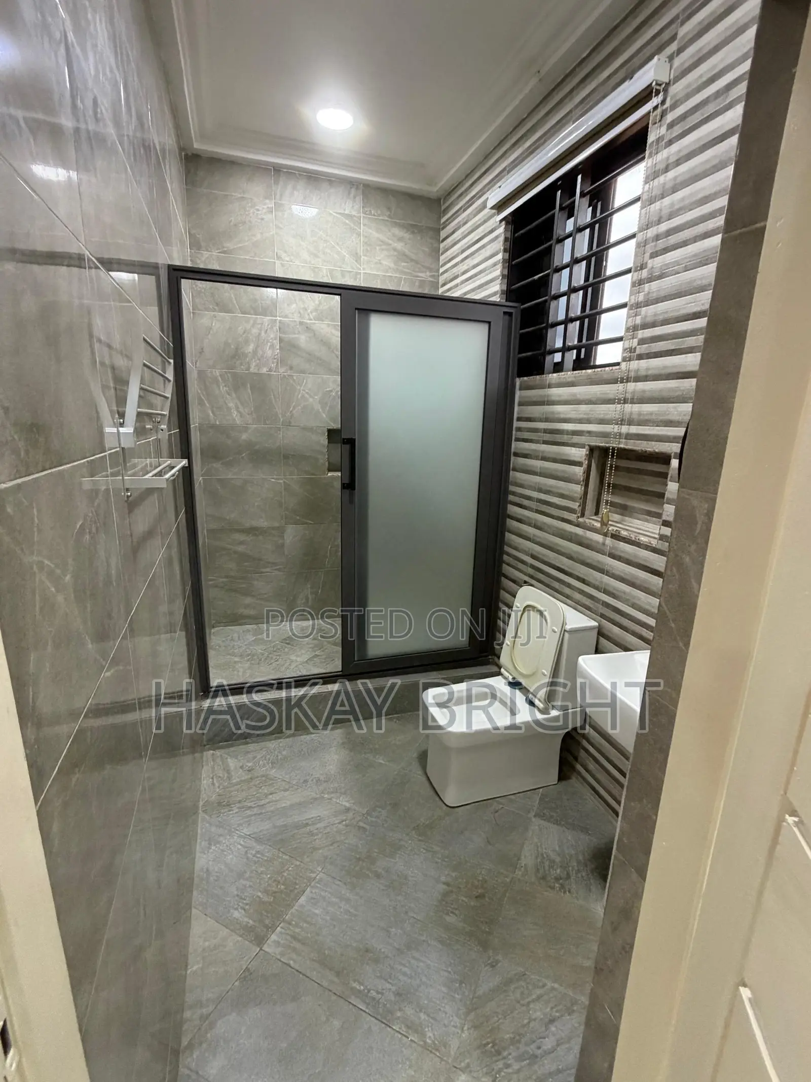 4bdrm House in Ashomang Estate for rent