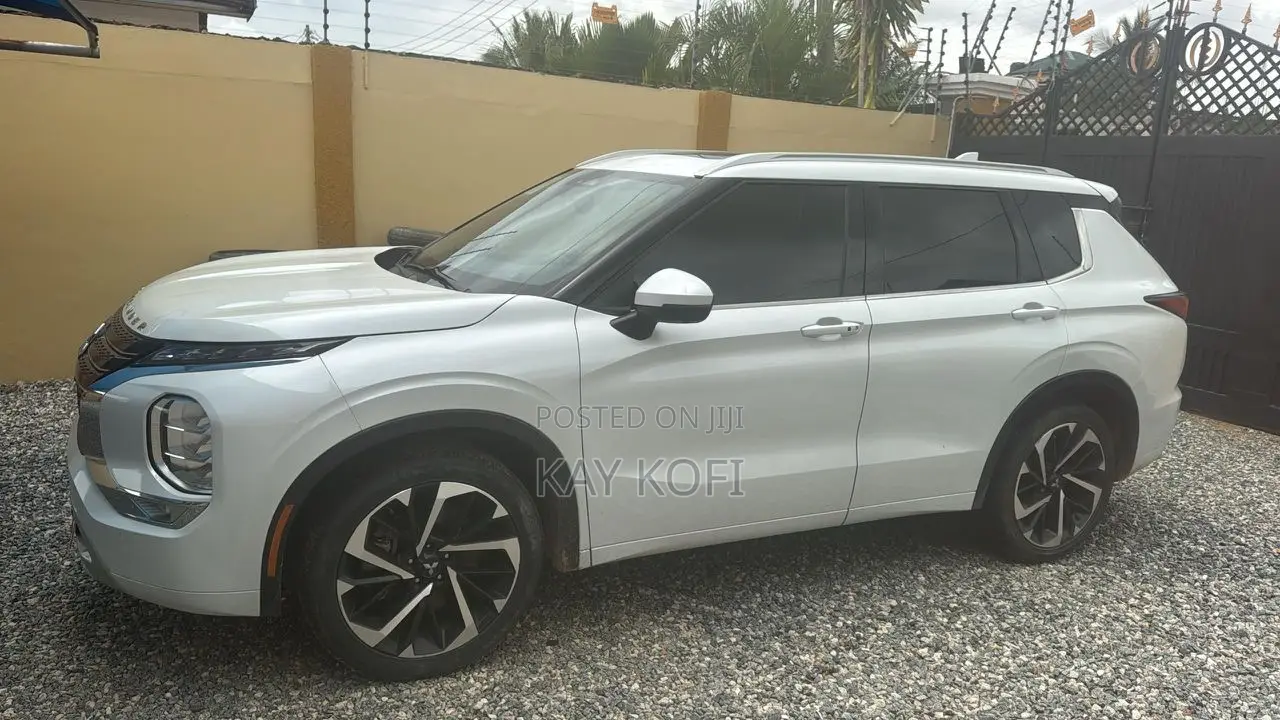 Mitsubishi Outlander Sport SE Special Edition 2022 White