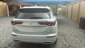 Mitsubishi Outlander Sport SE Special Edition 2022 White