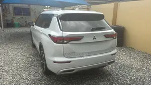 Mitsubishi Outlander Sport SE Special Edition 2022 White