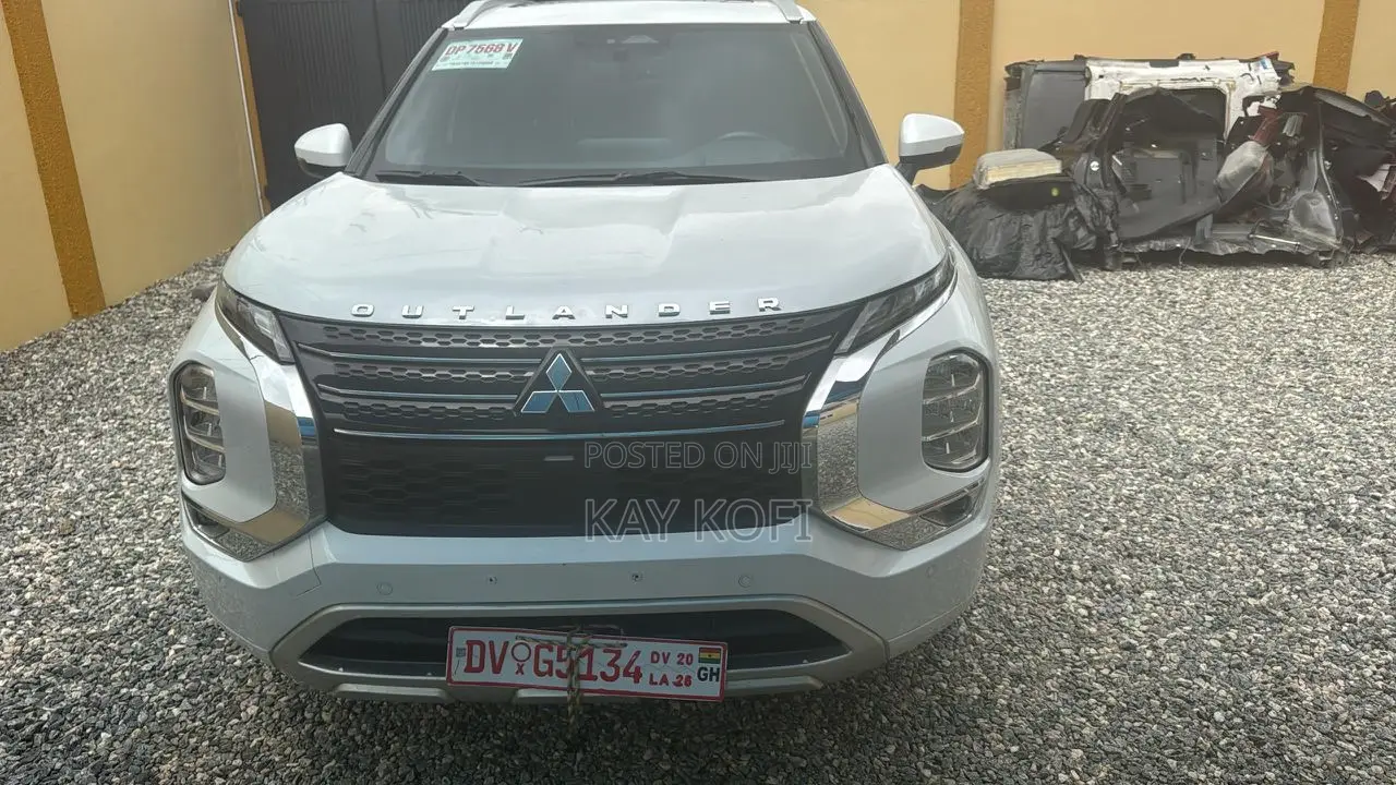Mitsubishi Outlander Sport SE Special Edition 2022 White