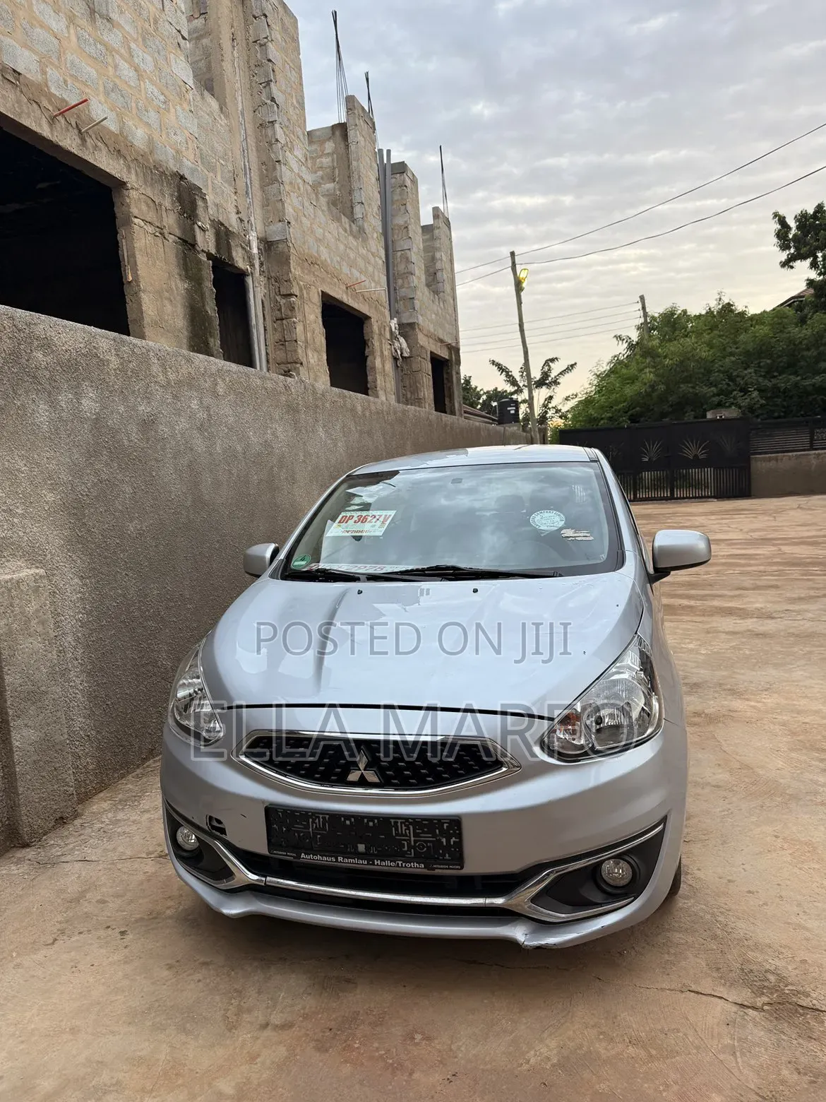 Mitsubishi Mirage 2017 Silver