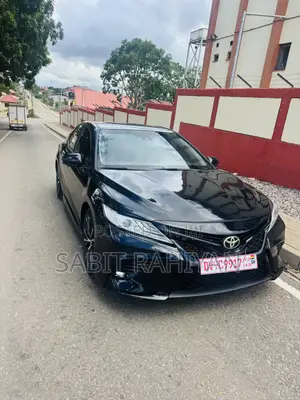 Toyota Camry SE (2.5L 4cyl 8A) 2019 Black