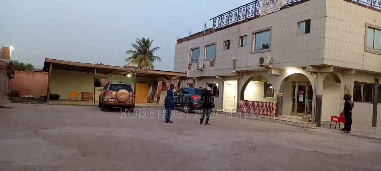 10 Bedroom Hotel for Sale