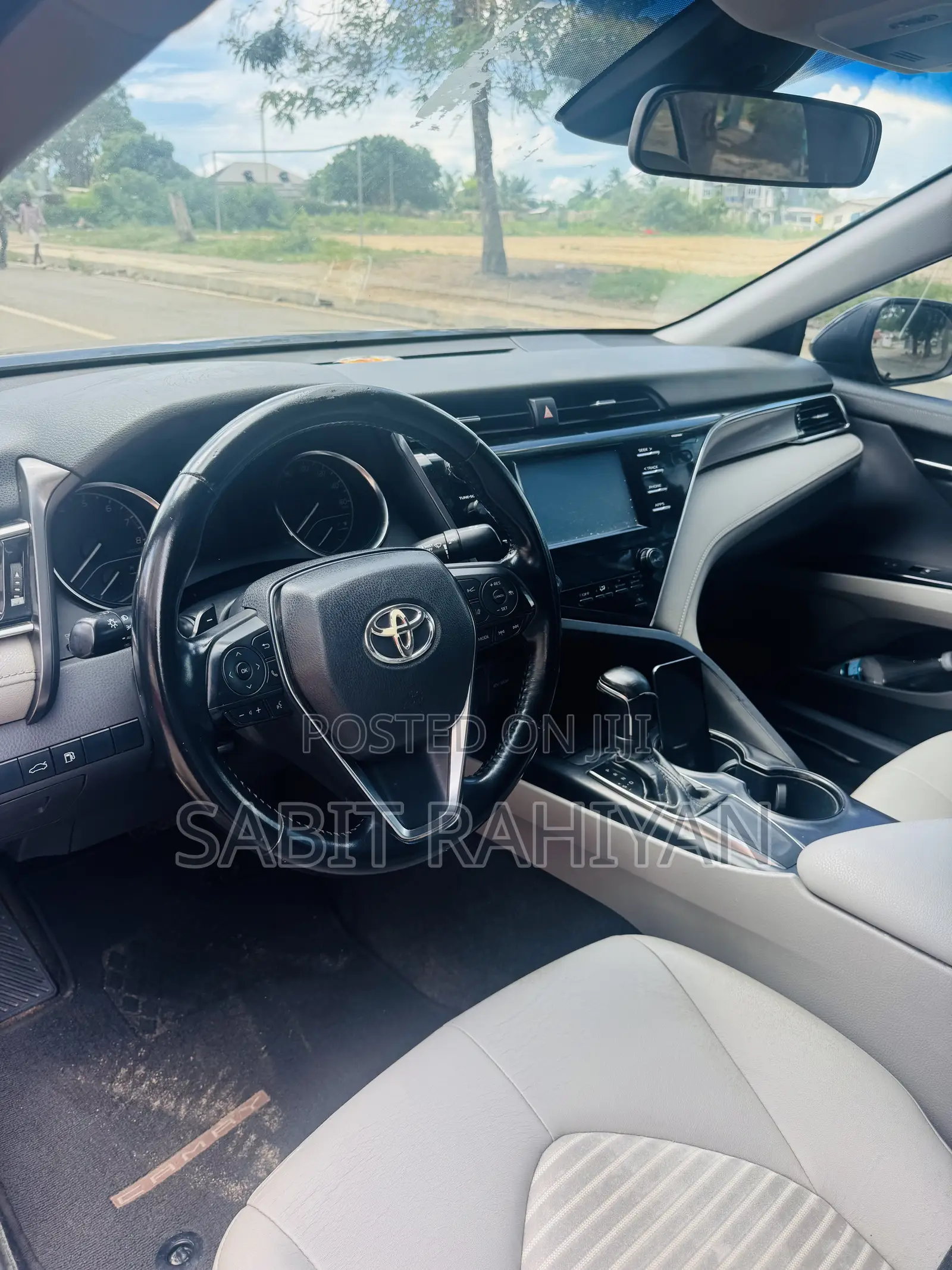 Toyota Camry SE (2.5L 4cyl 8A) 2019 Black