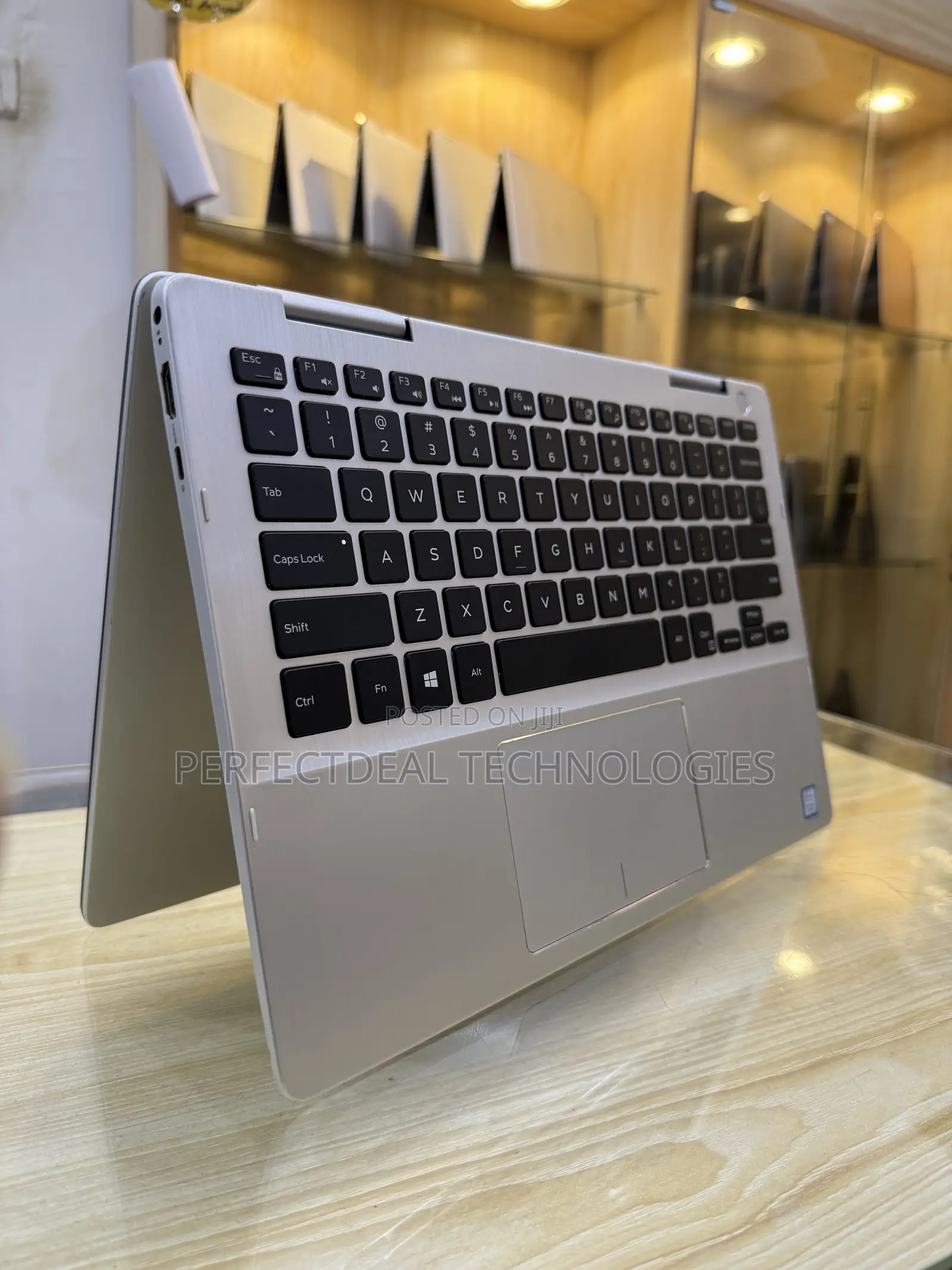New Laptop Dell Inspiron 13 7368 8GB Intel Core i5 SSD 256GB