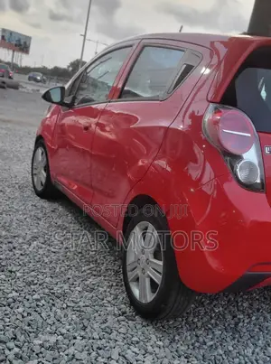 Chevrolet Spark 2016 Red