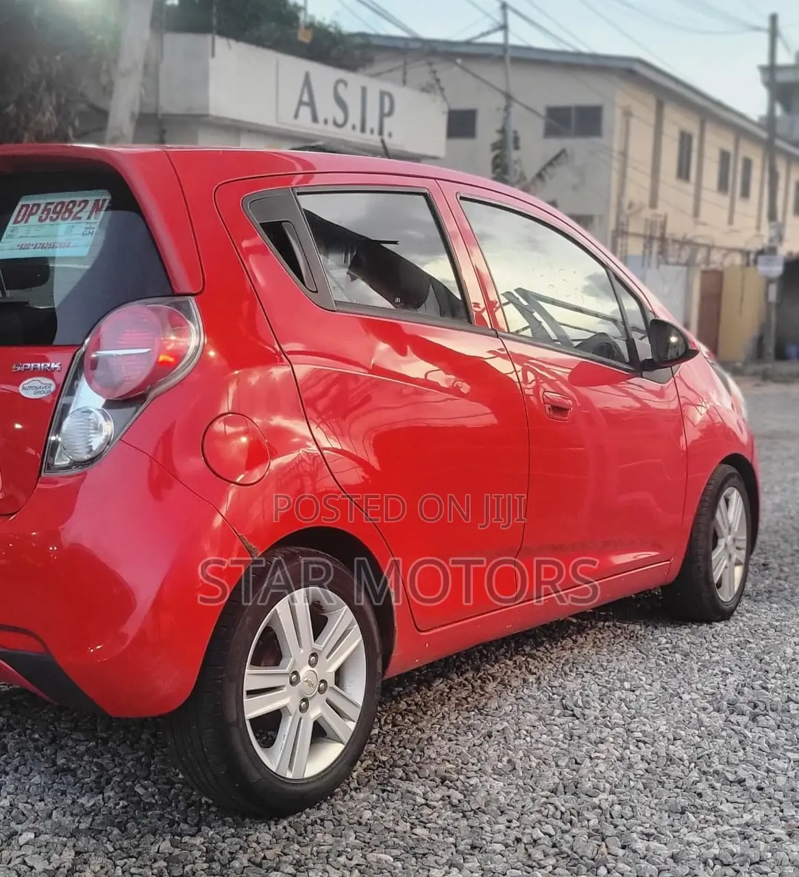 Chevrolet Spark 2016 Red