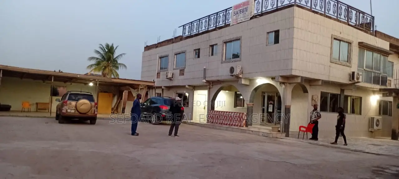 Hotel For Sale – Amasaman Kutunse