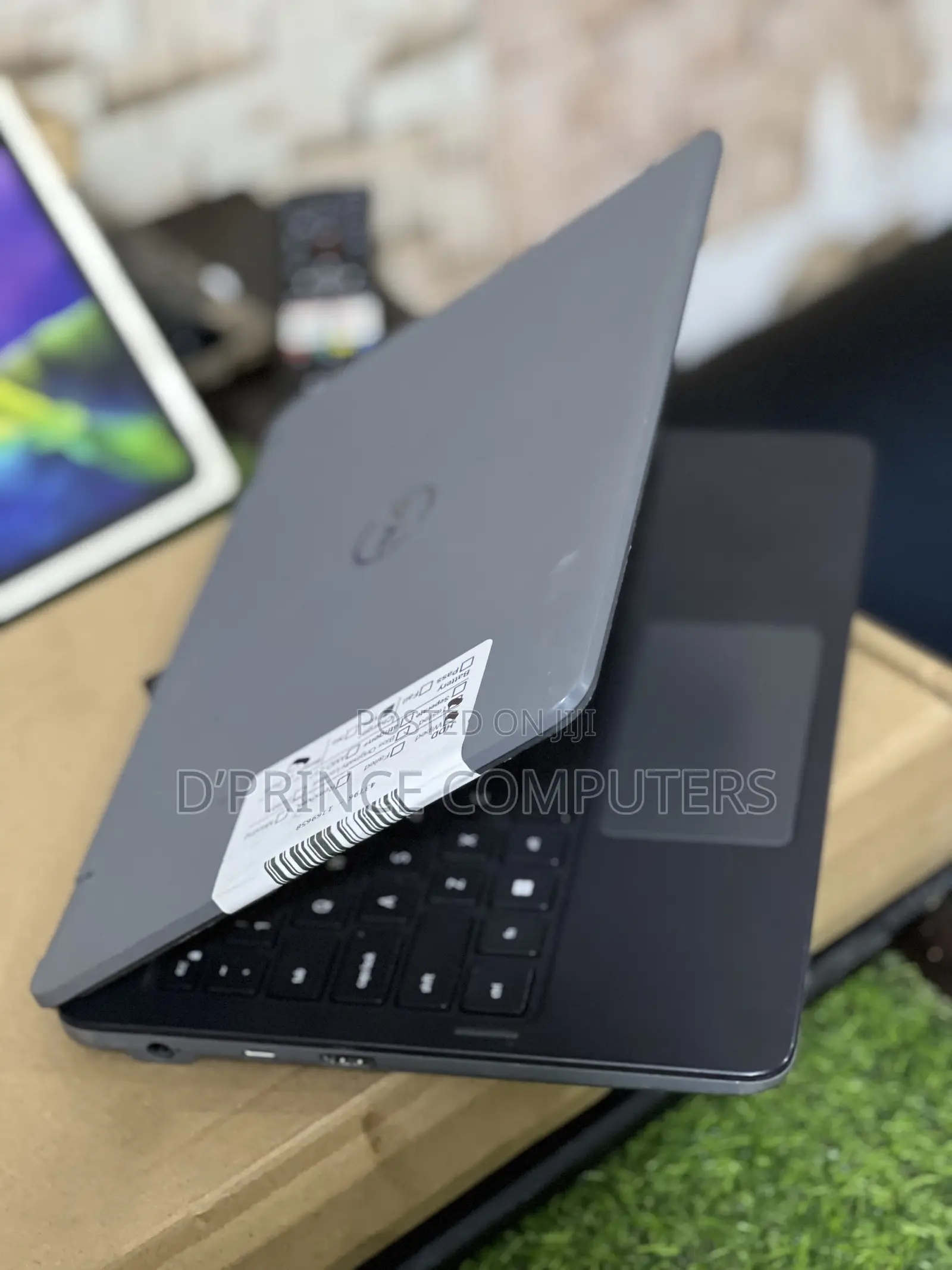 Laptop Dell Latitude 3120 8GB Intel Celeron SSD 256GB