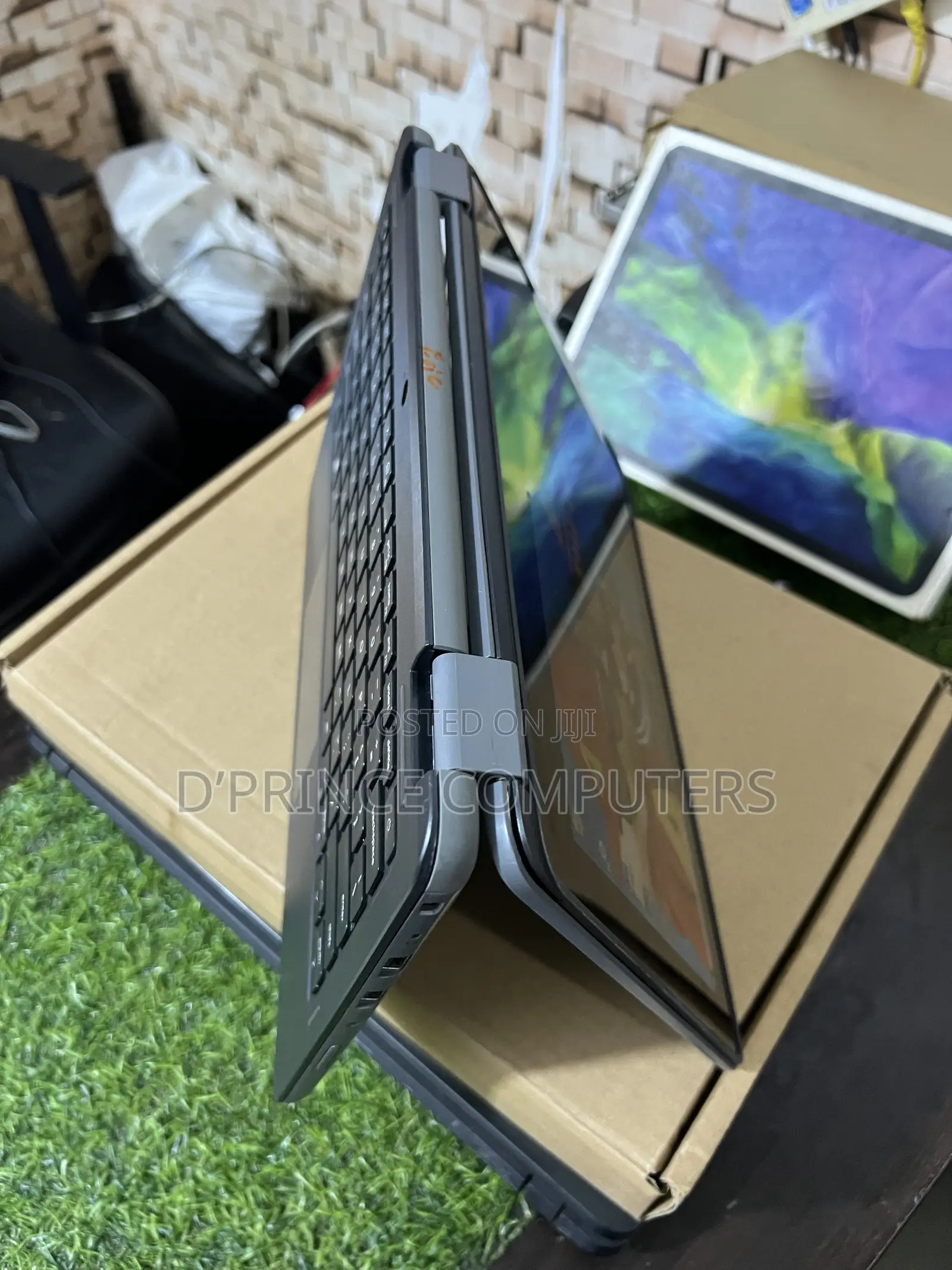 Laptop Dell Latitude 3120 8GB Intel Celeron SSD 256GB