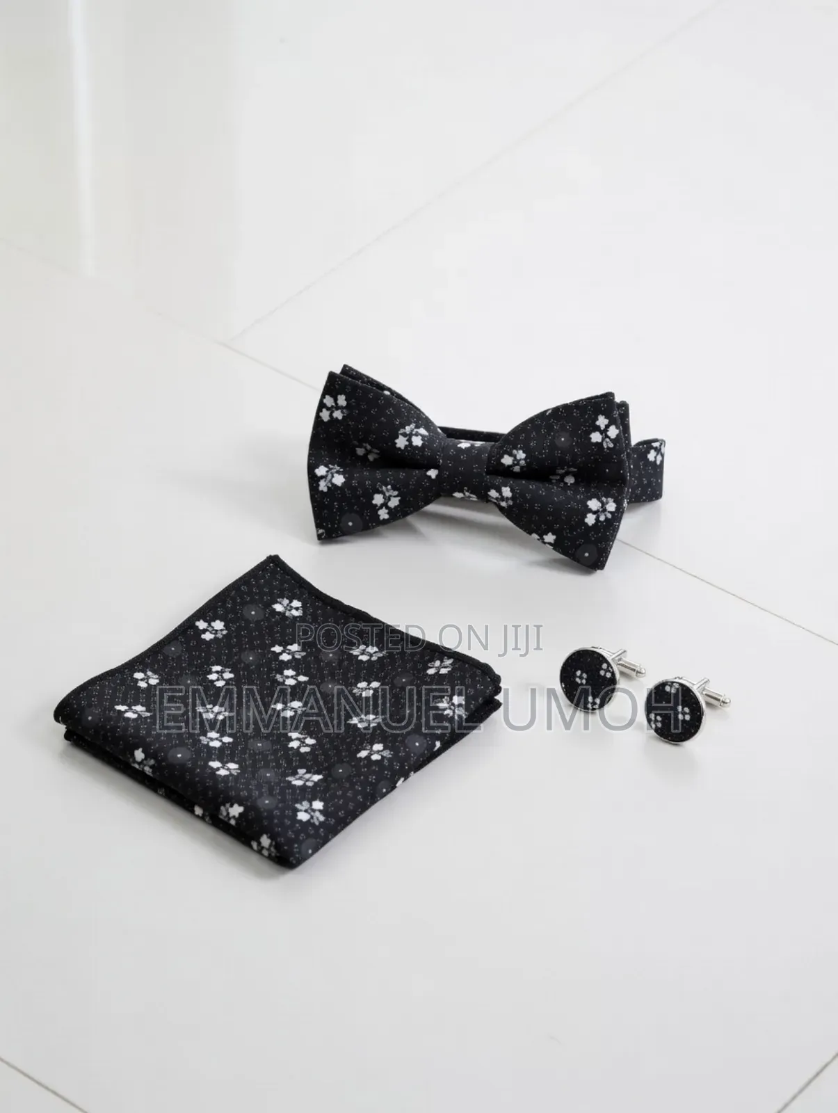Classic Bow Tie With Cufflinks and Pocket Kerchief