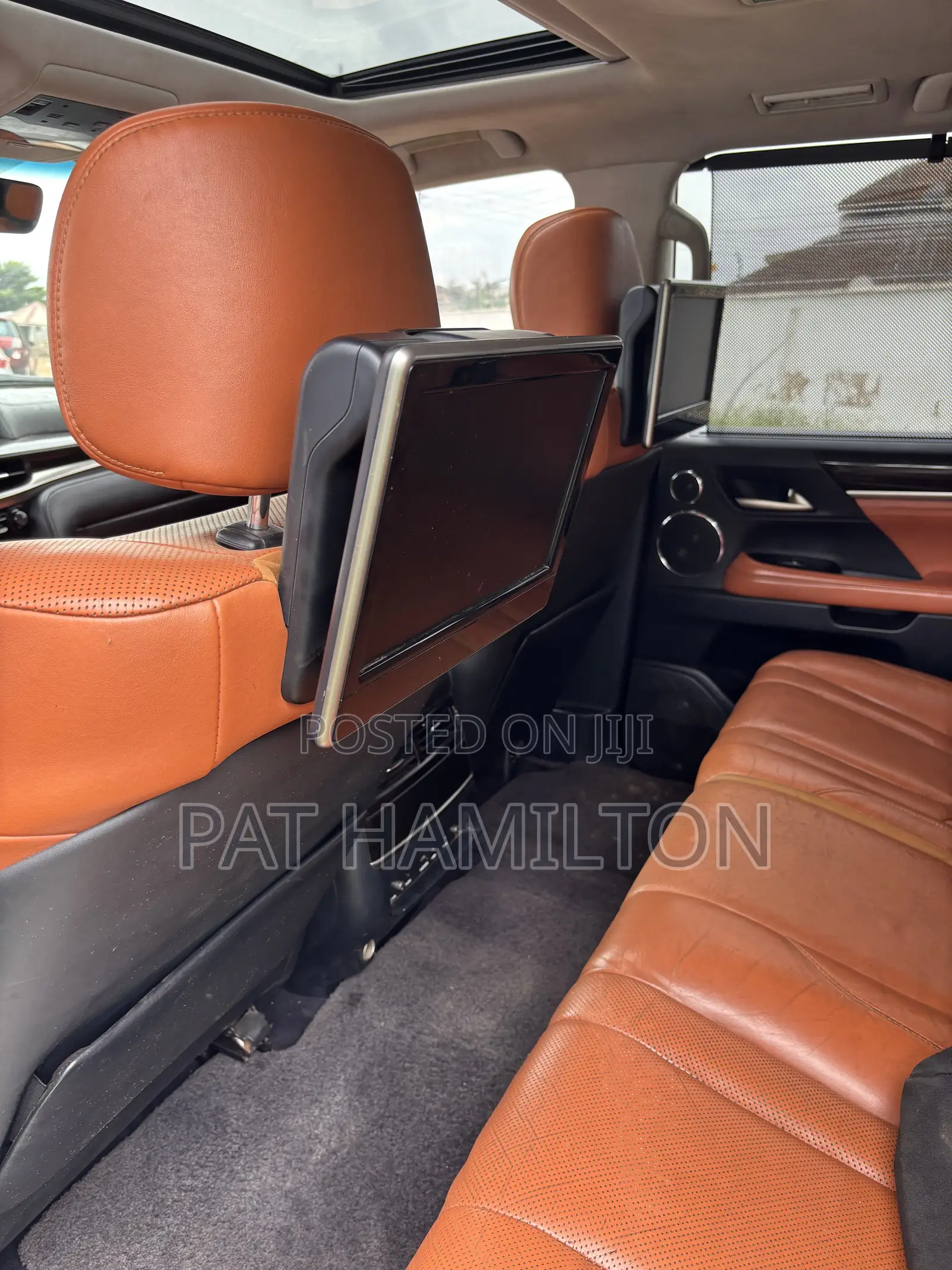 Lexus LX 2016 Black