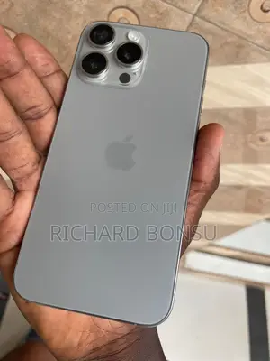 Apple iPhone 15 Pro Max 256 GB Silver