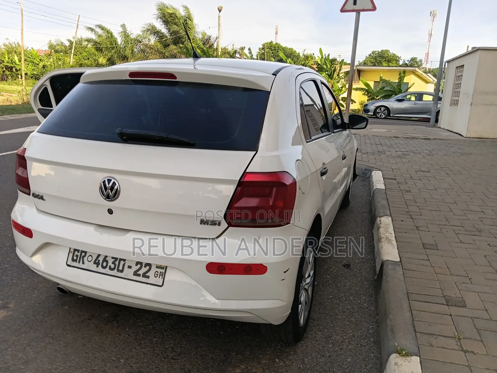 Volkswagen Golf 2022 White