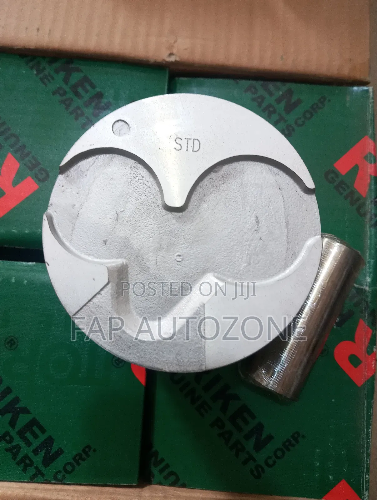 Original Riken 4d55 Engine Pistons Set