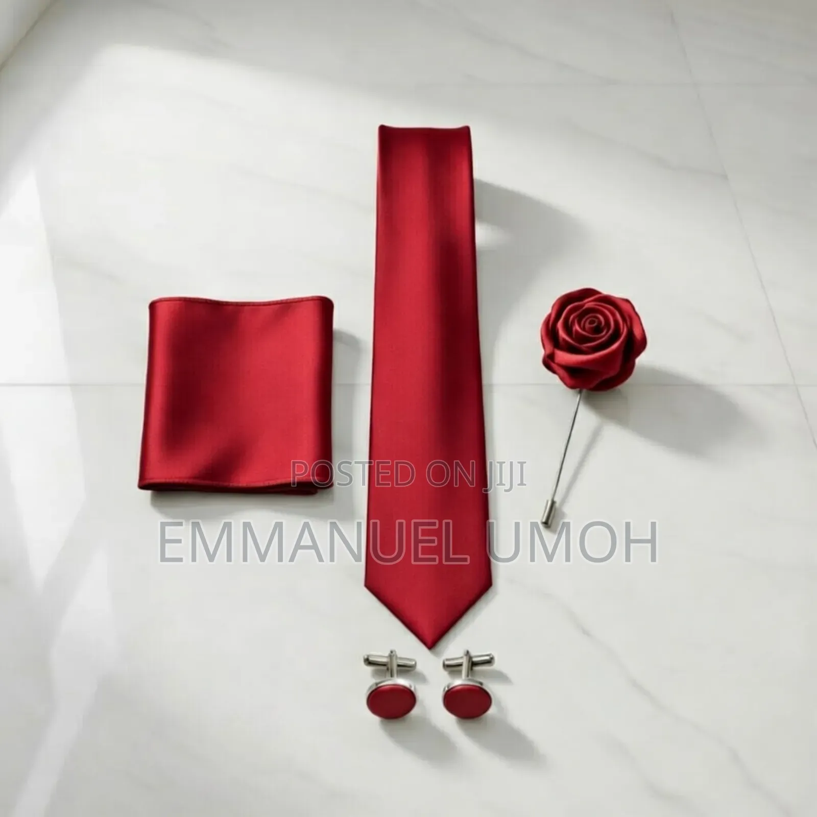 Flying Tie With Pocket Kerchief, Cufflinks and Brooch
