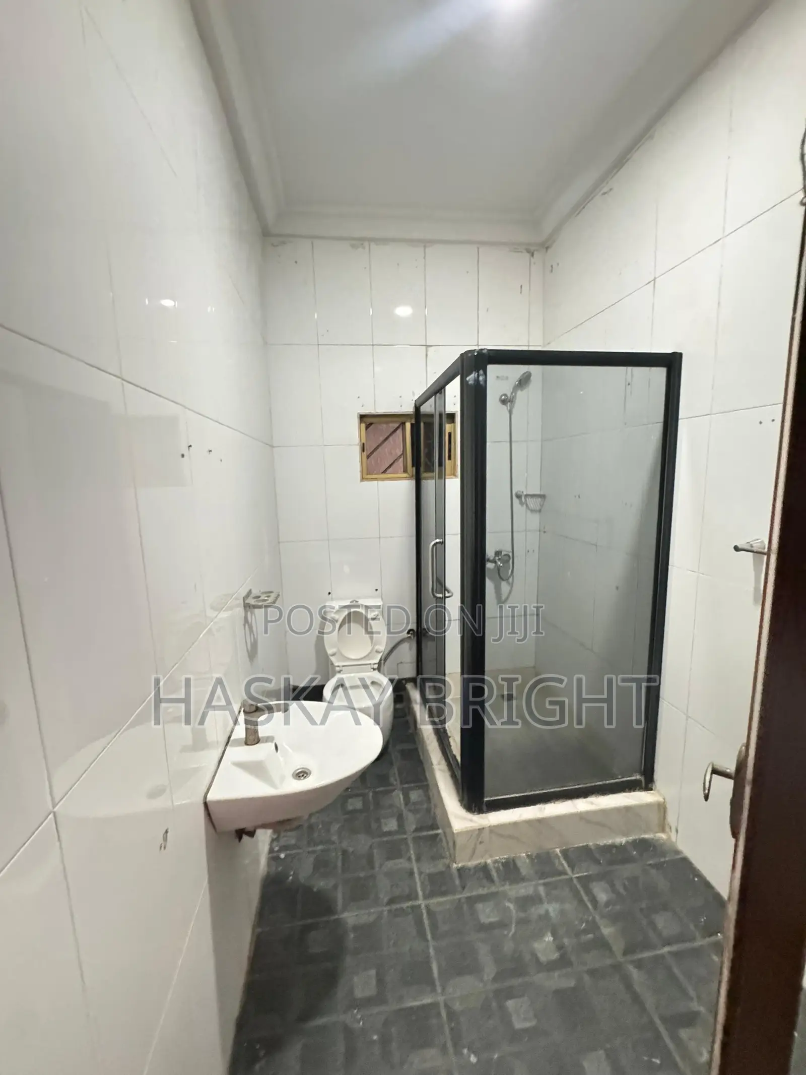 3bdrm Apartment in Dzorwulu for rent