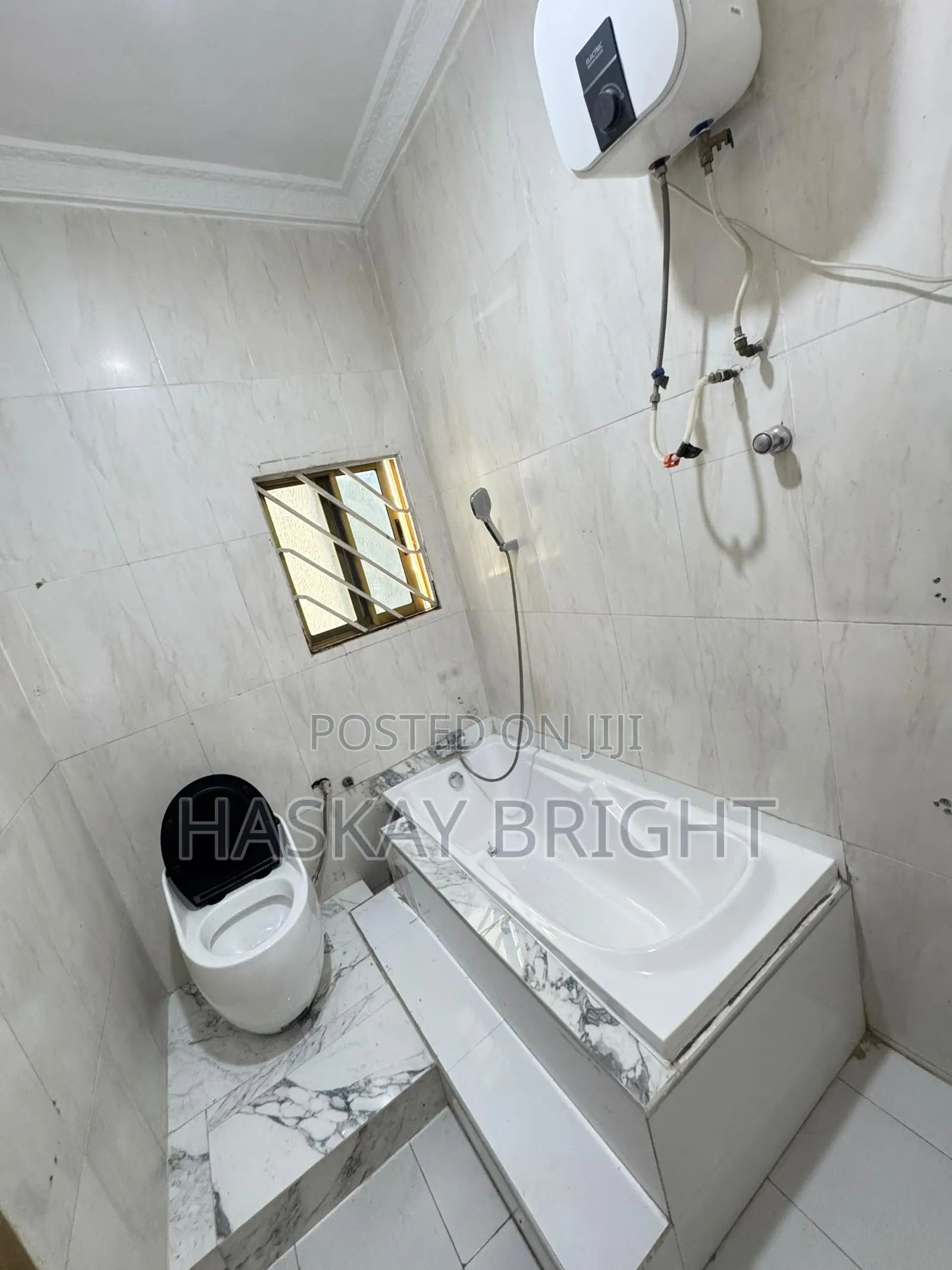 3bdrm Apartment in Dzorwulu for rent