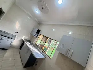 3bdrm Apartment in Dzorwulu for rent