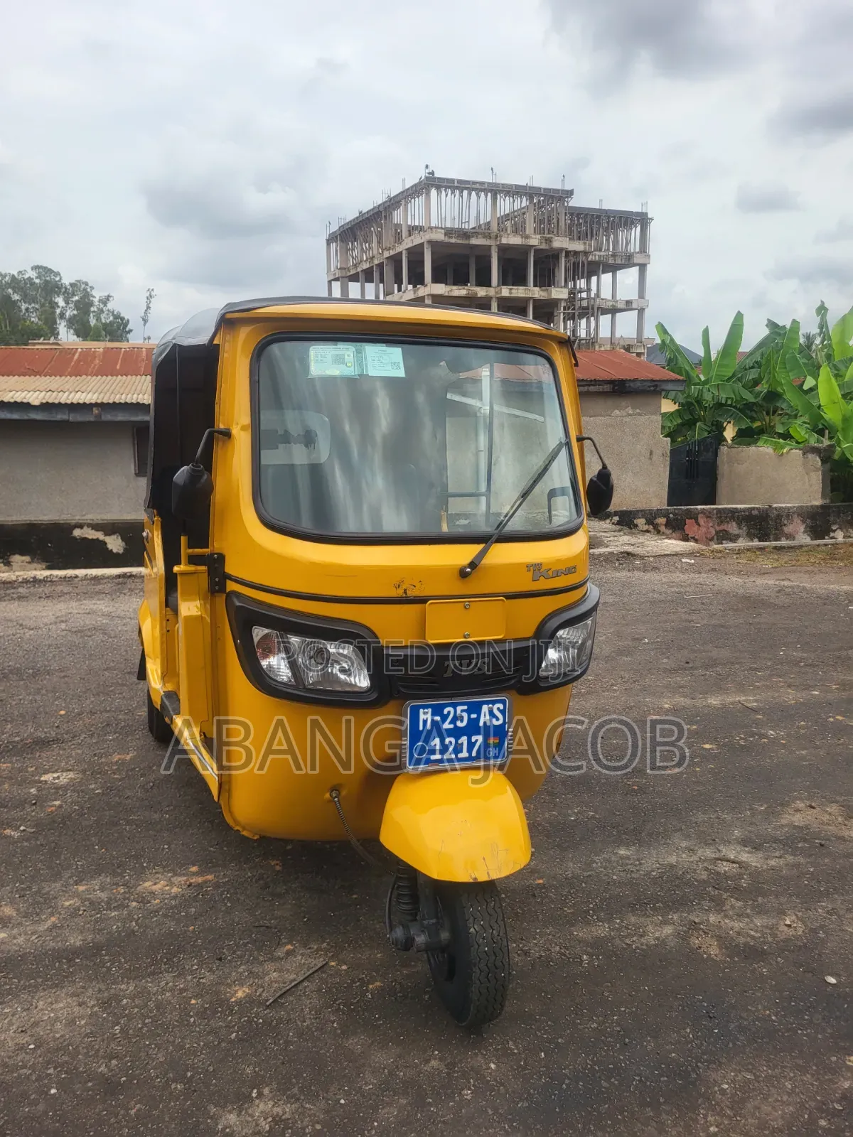 TVS 2025 Yellow