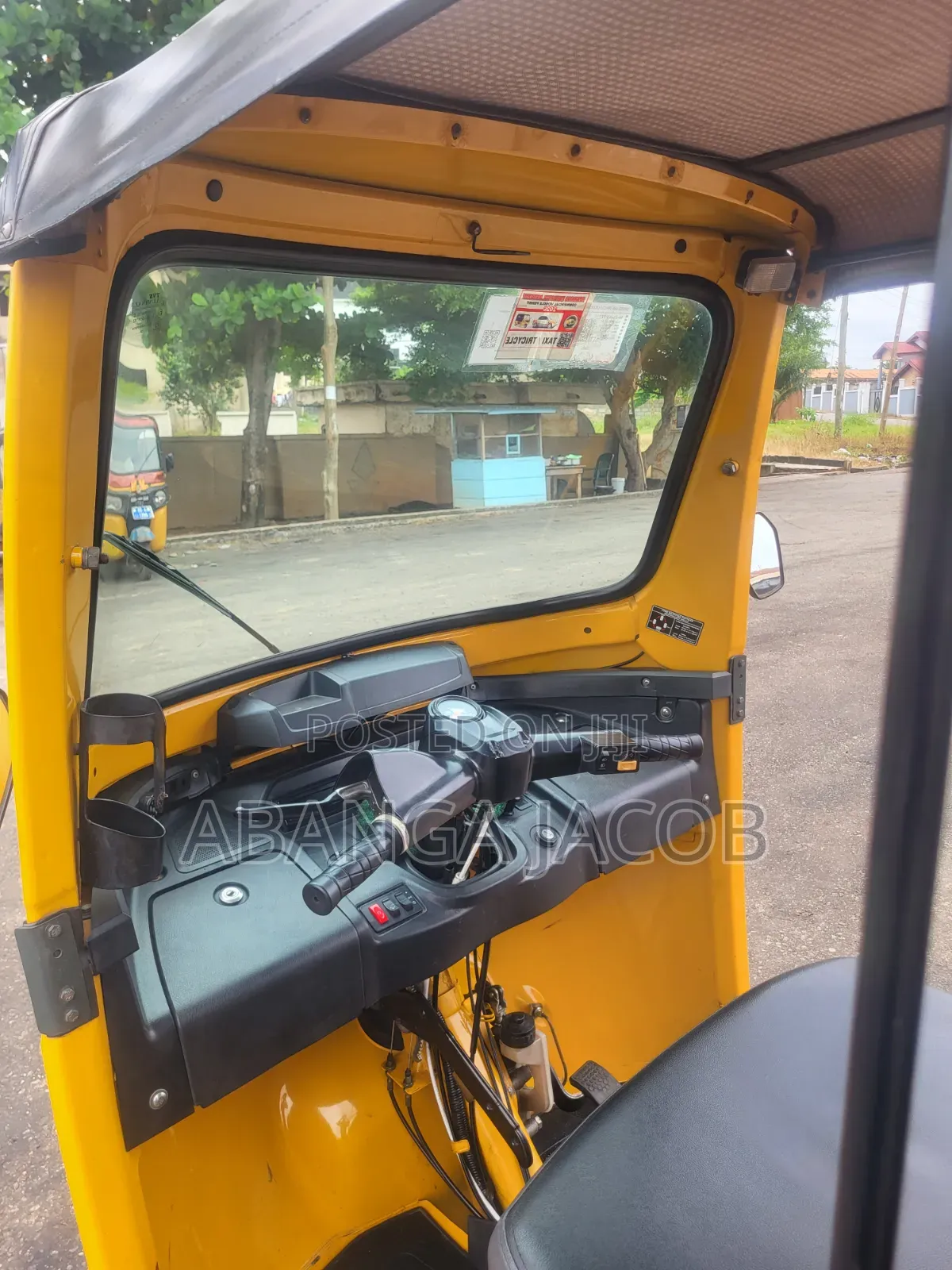 TVS 2025 Yellow