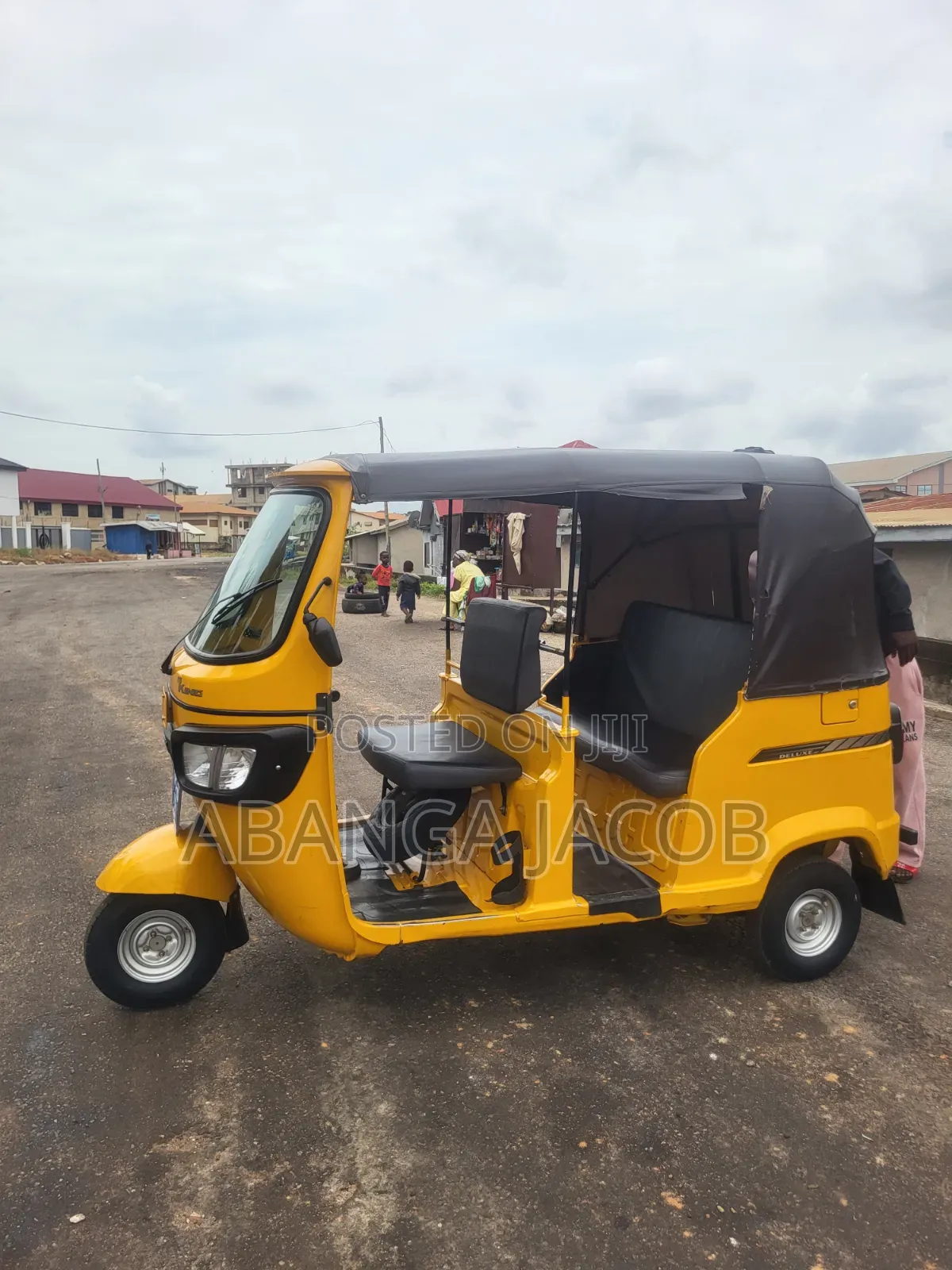 TVS 2025 Yellow