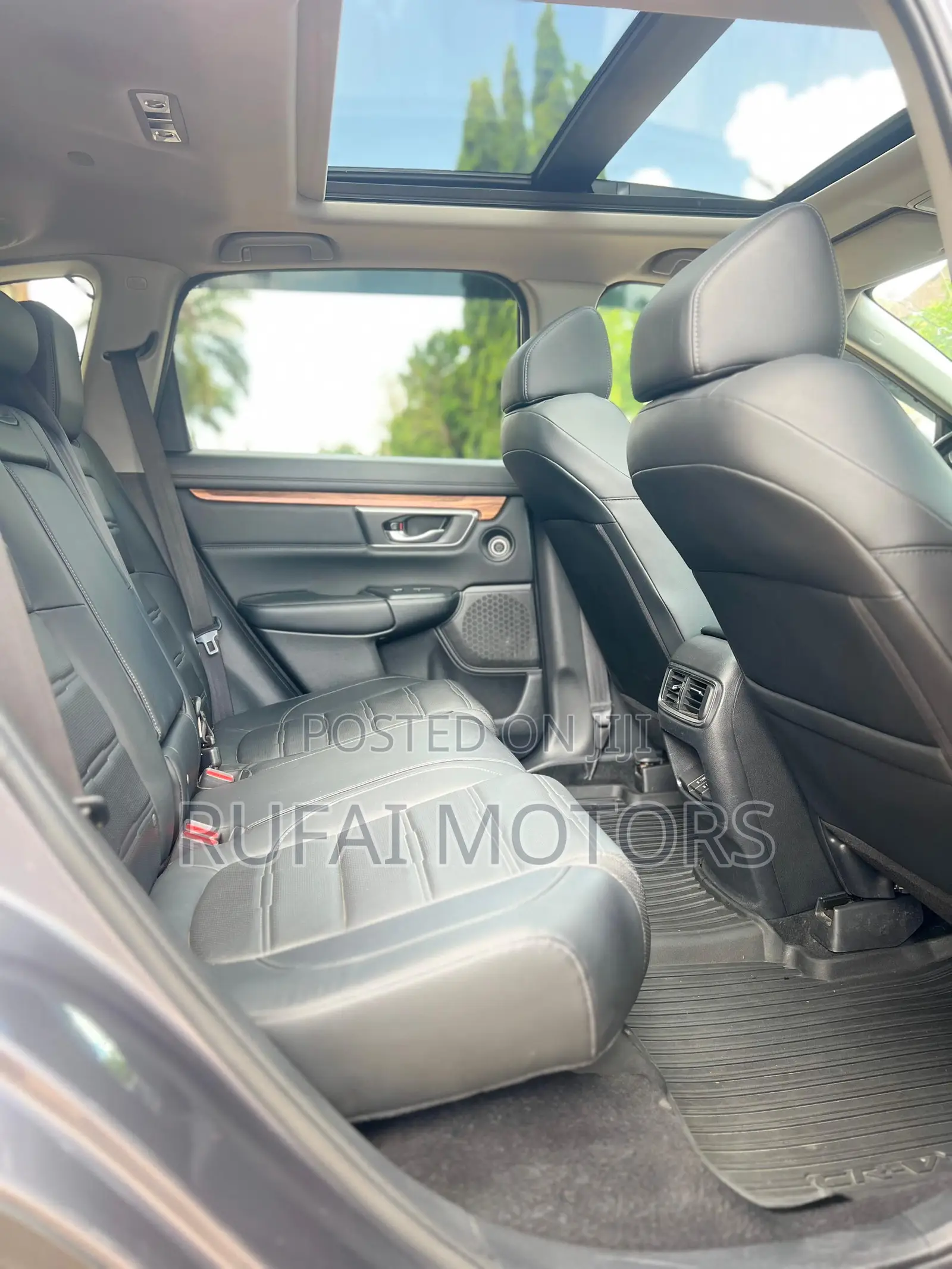 Honda CR-V Touring AWD 2018 Gray
