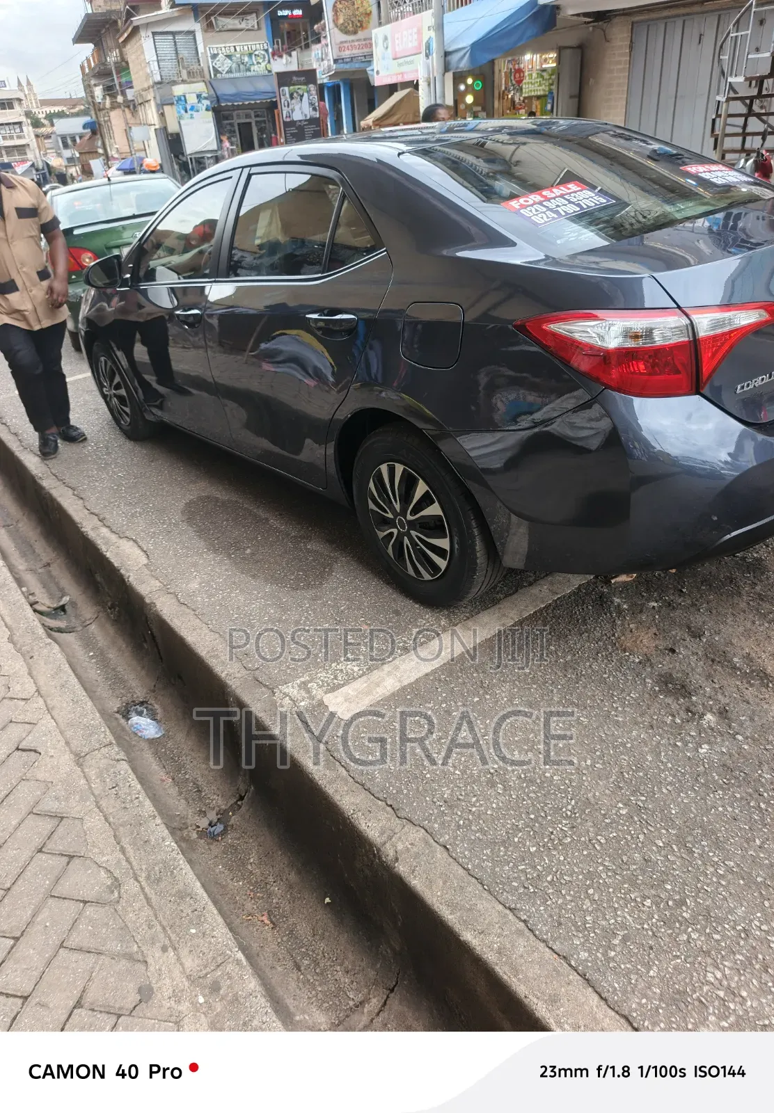 Toyota Corolla LE 4dr Sedan (1.8L 4cyl CVT) 2016 Gray