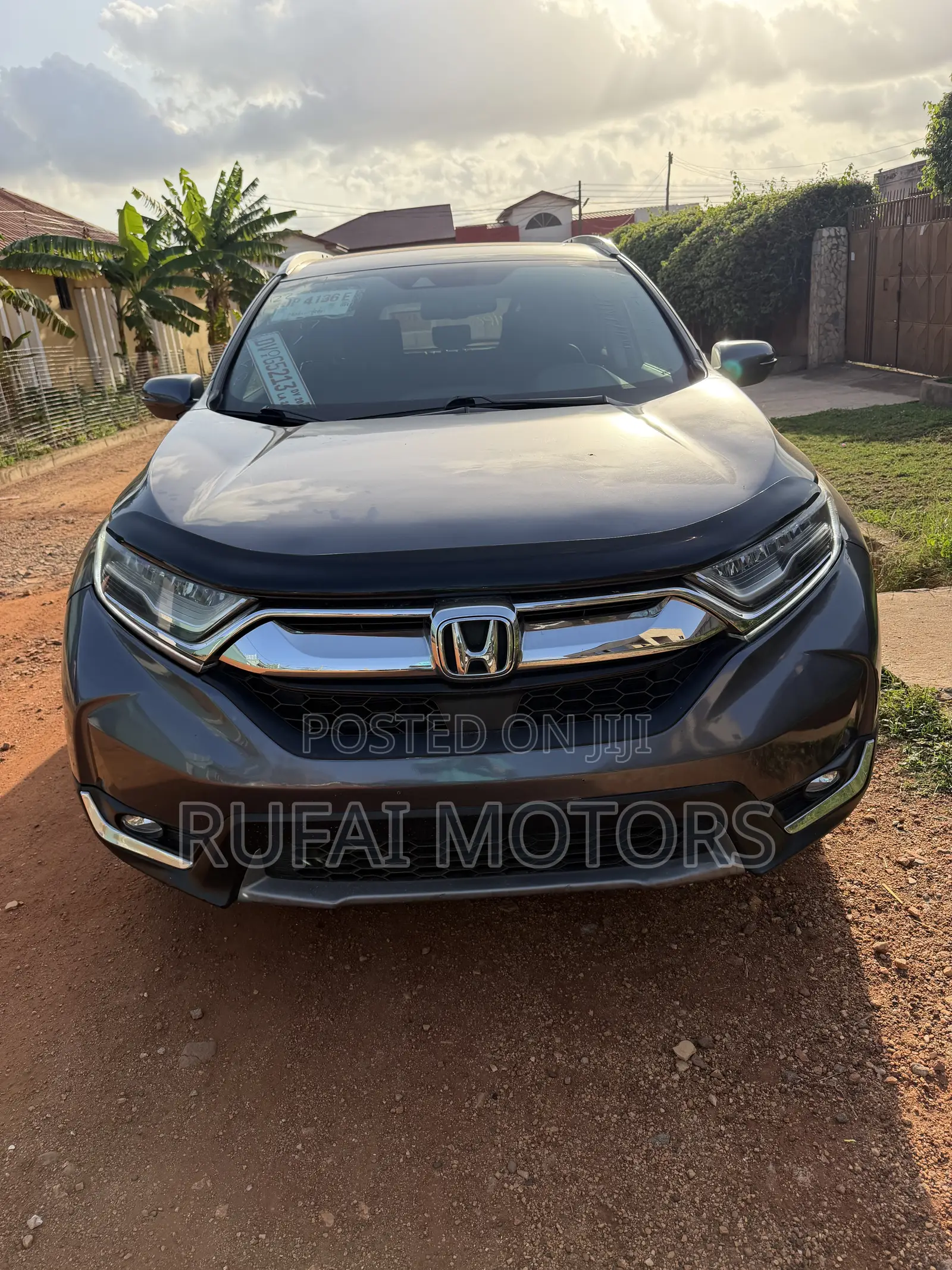Honda CR-V Touring AWD 2018 Gray
