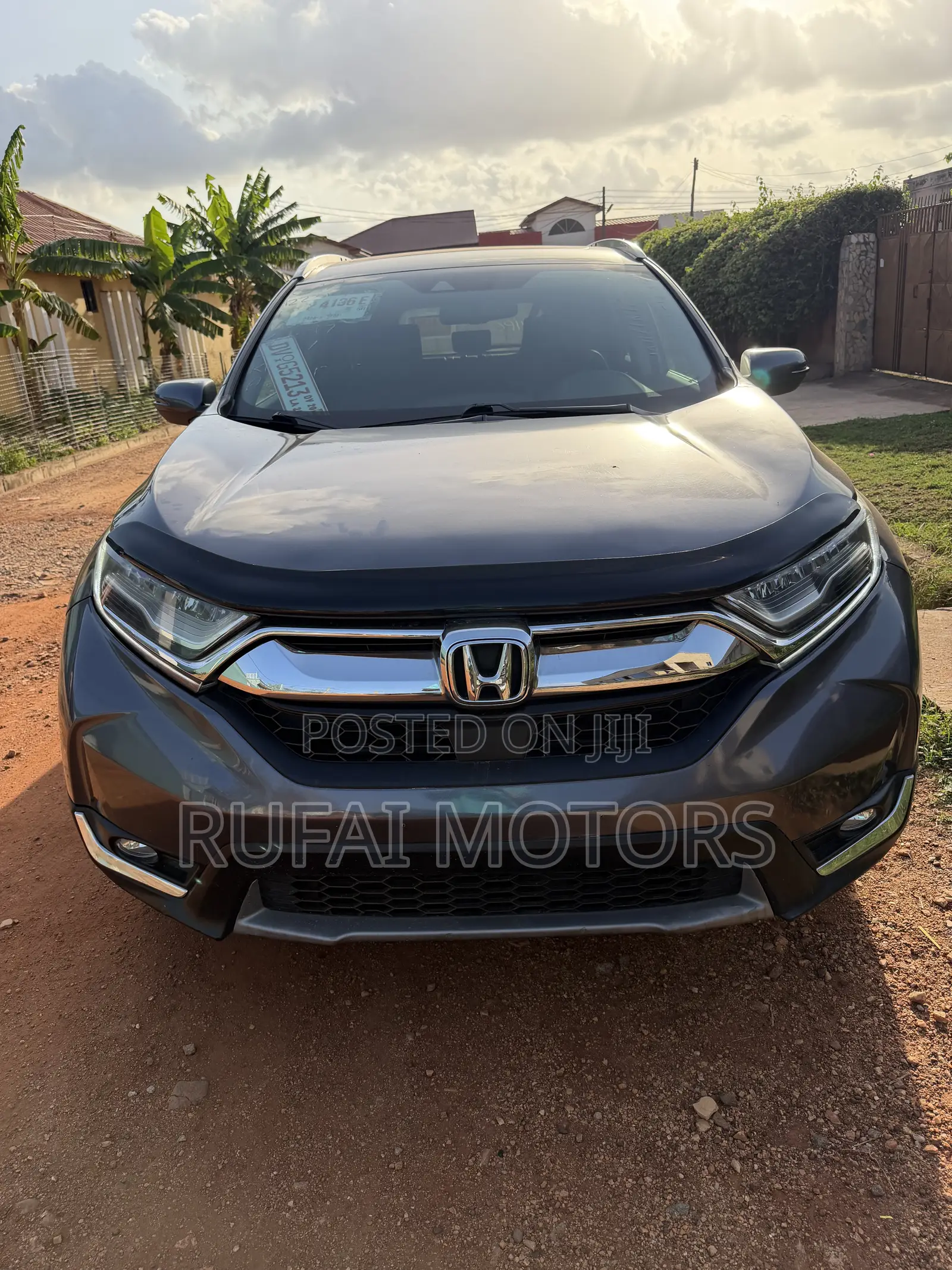 Honda CR-V Touring AWD 2018 Gray