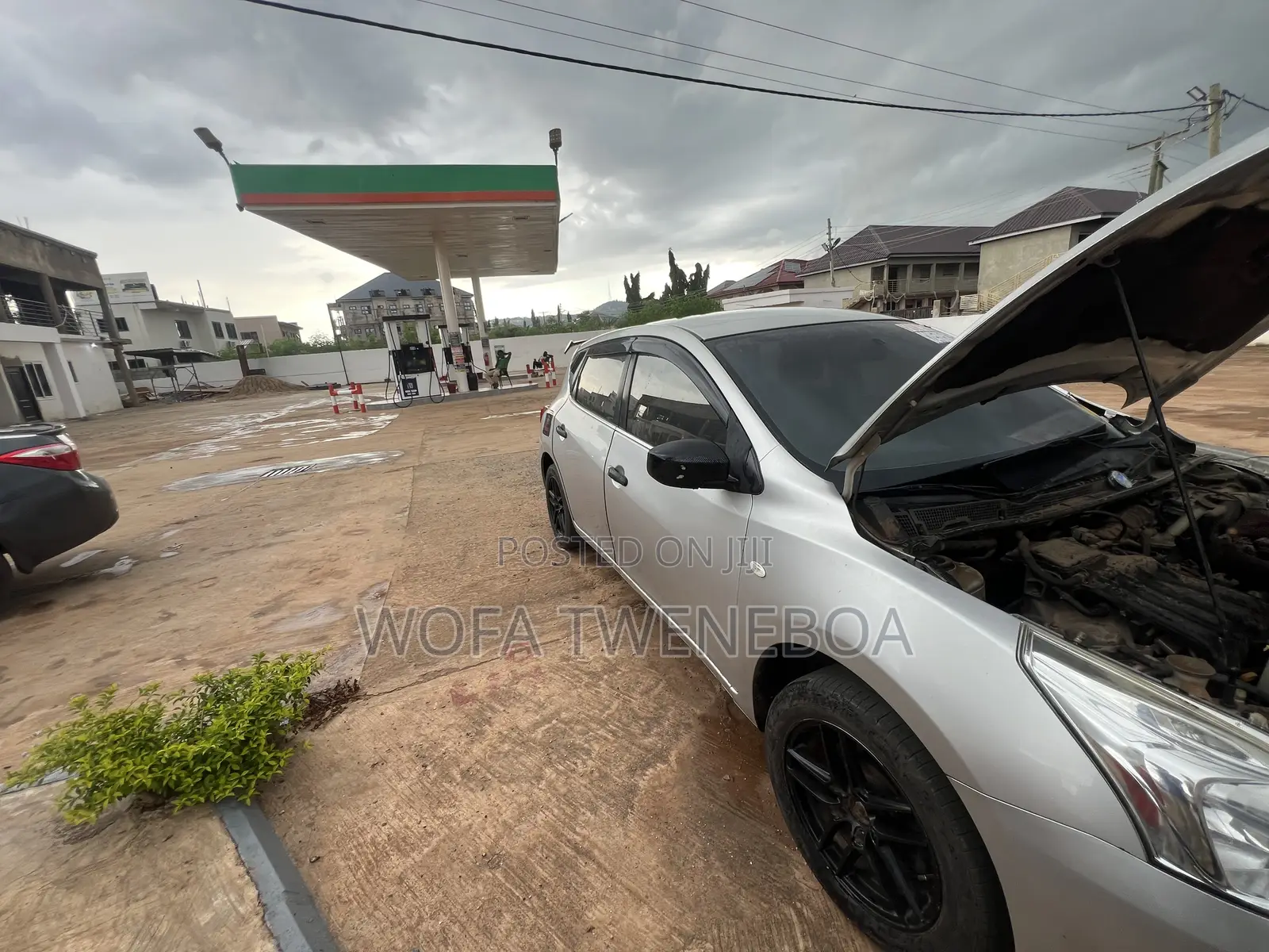 Nissan Tiida 2014 Silver