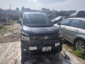Toyota Voxy 2012 Black