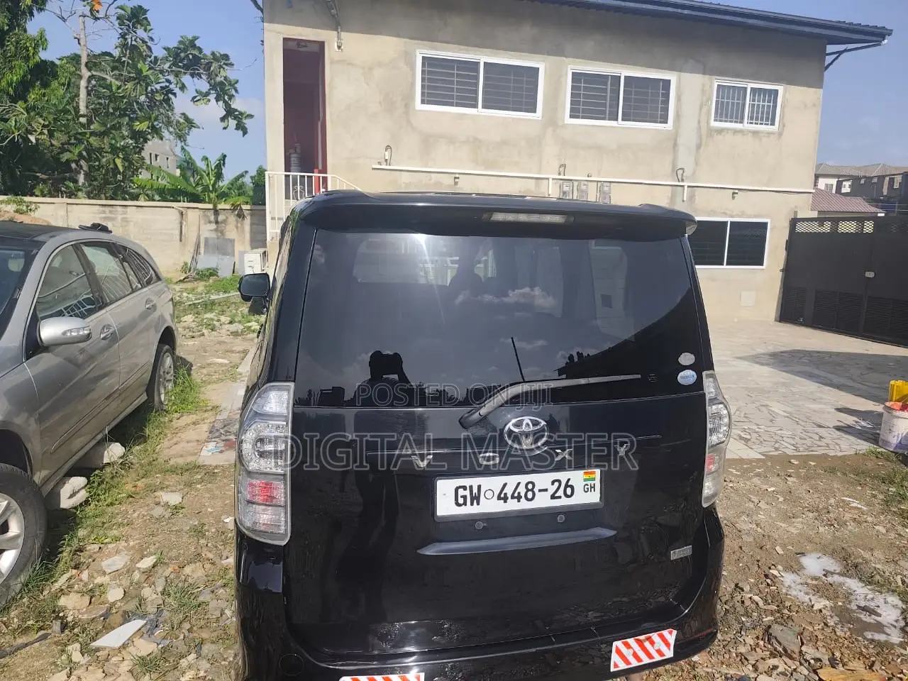 Toyota Voxy 2012 Black