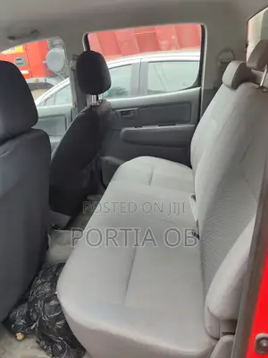 Toyota Hilux 2013