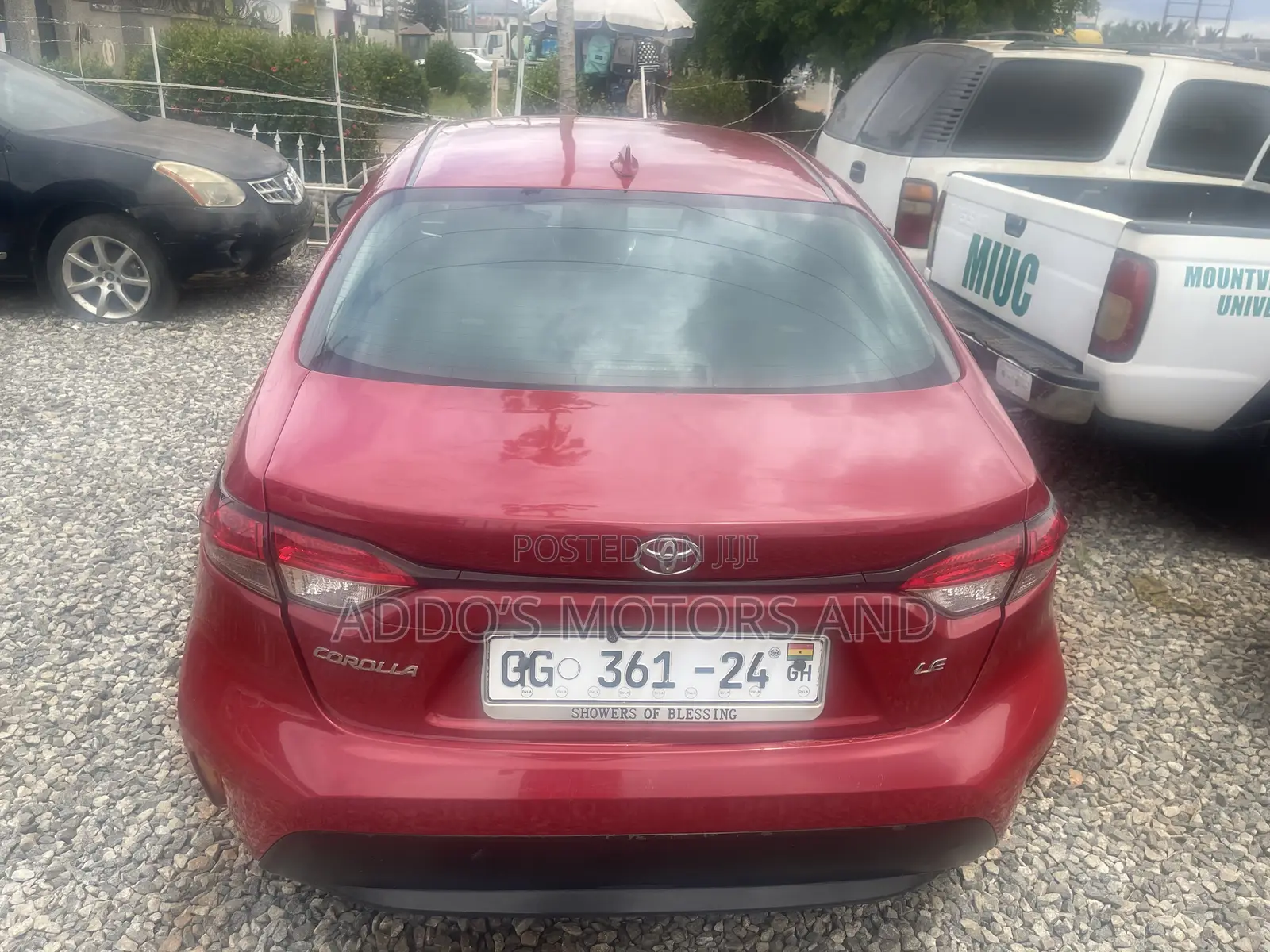 Toyota Corolla LE 2021 Red