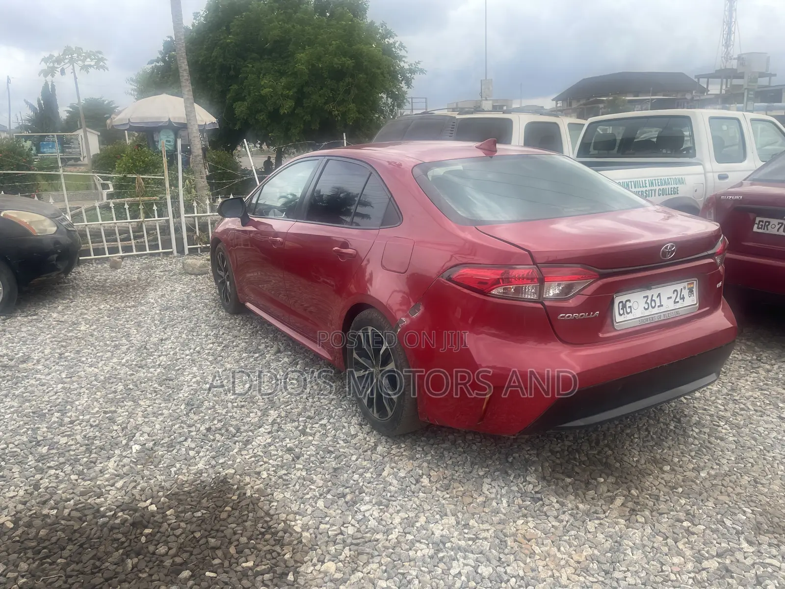 Toyota Corolla LE 2021 Red