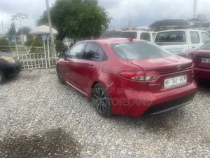 Toyota Corolla LE 2021 Red