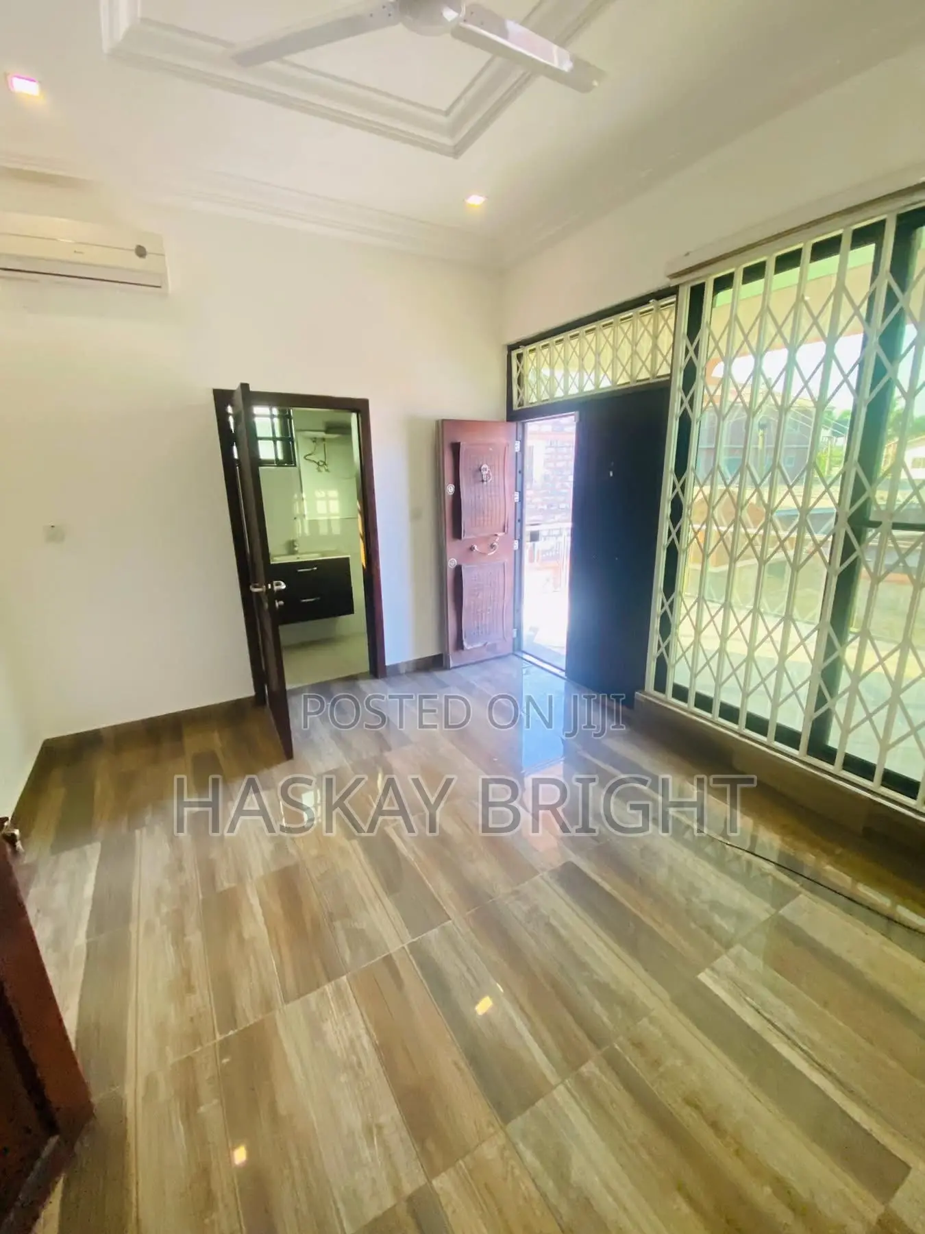 5bdrm House in Dzorwulu for rent