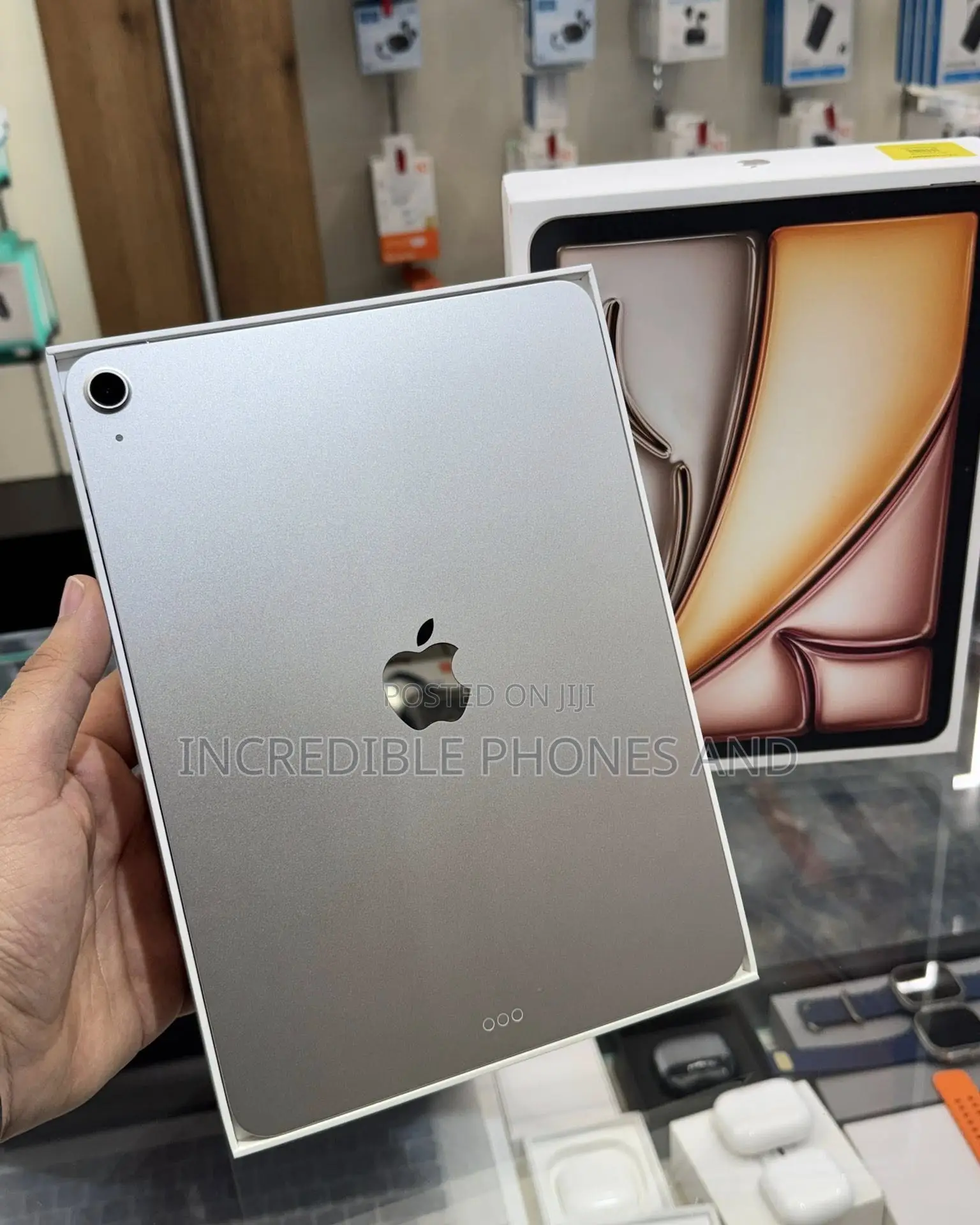 New Apple iPad Air 11 (2024) 256 GB Silver