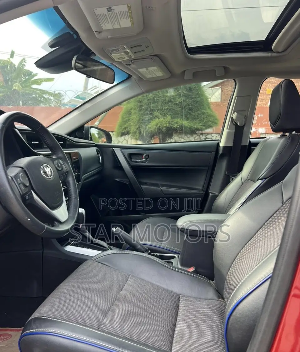 Toyota Corolla 2017 Red
