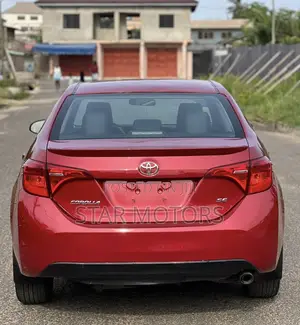 Toyota Corolla 2017 Red
