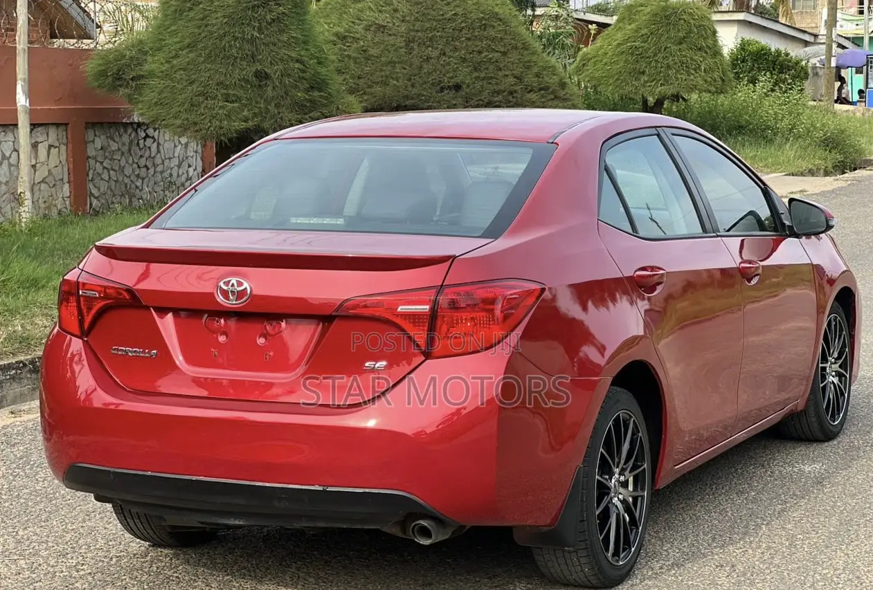 Toyota Corolla 2017 Red