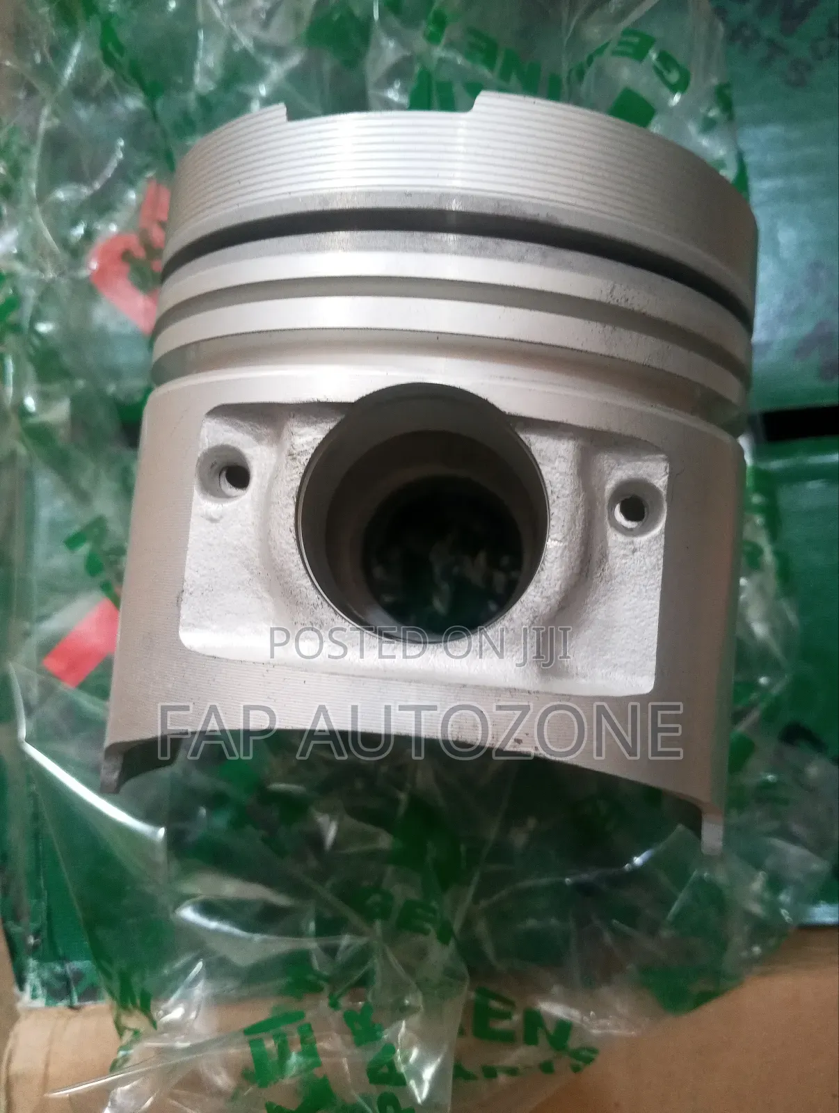 Genuine Riken Engine Pistons for Vehicles/ Cars With 4d56 Engines.