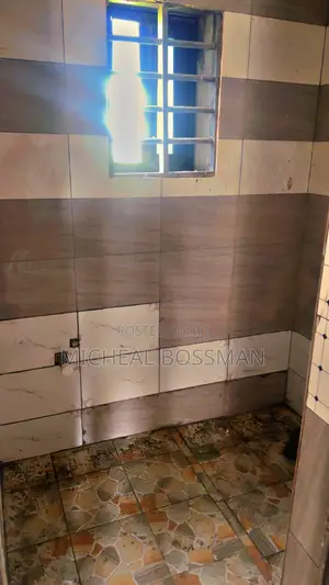 1bdrm House in One Bedroom Self, Awutu Senya East Municipal for rent