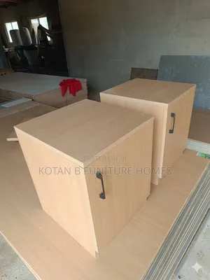 A Simple Drawer or Bed Side Post